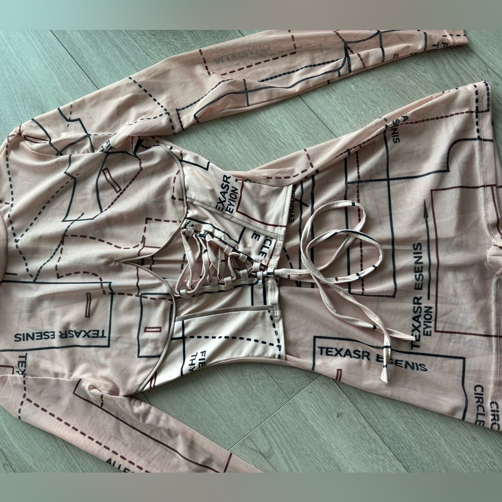 Mesh romper - Picture 3 of 4